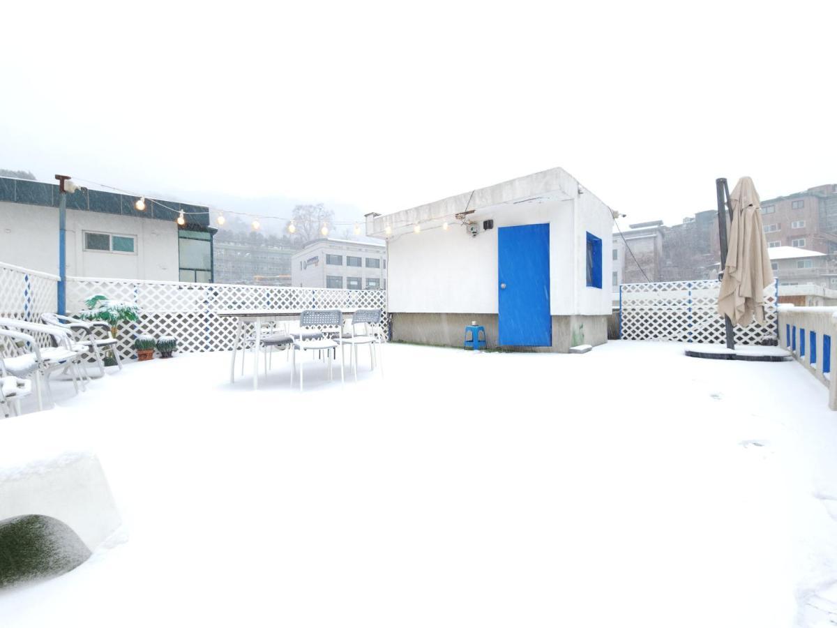 Oyo Rooftop Hostel Seoul Exterior photo