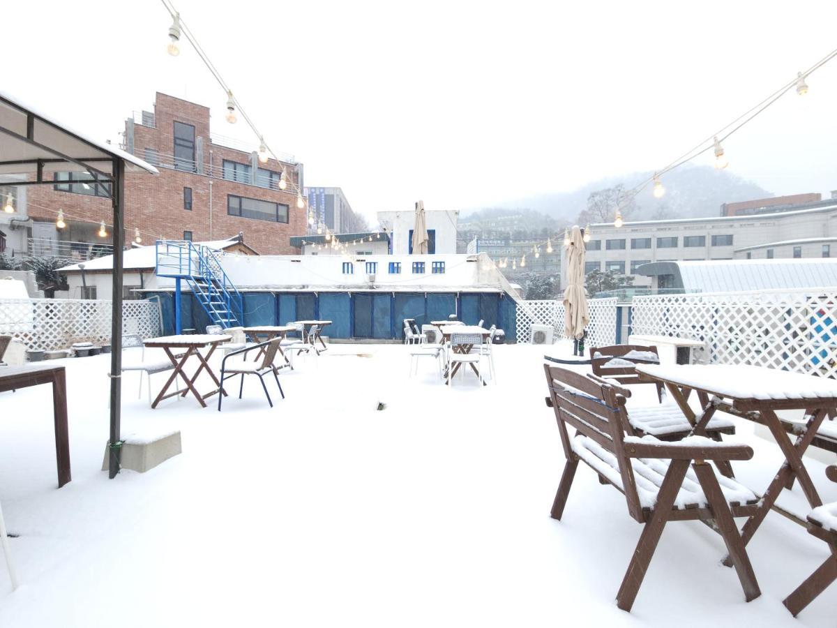 Oyo Rooftop Hostel Seoul Exterior photo